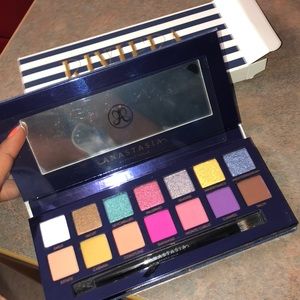 Rivera Eyeshadow Palette